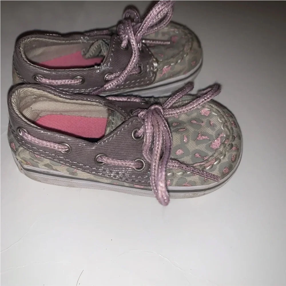 Sperry Top Sider Silver Pink Animal Cheetah Leopard Print Size 2